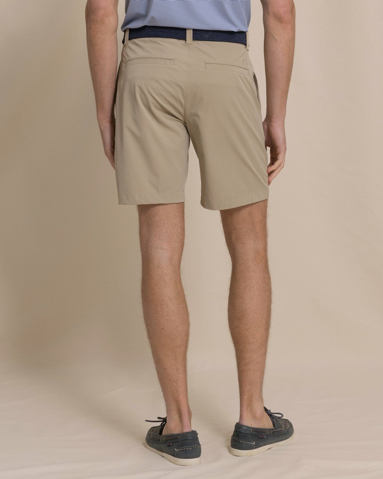 Birdie 8" Performance Short - Sandstone Khaki Southern Tide Outlets