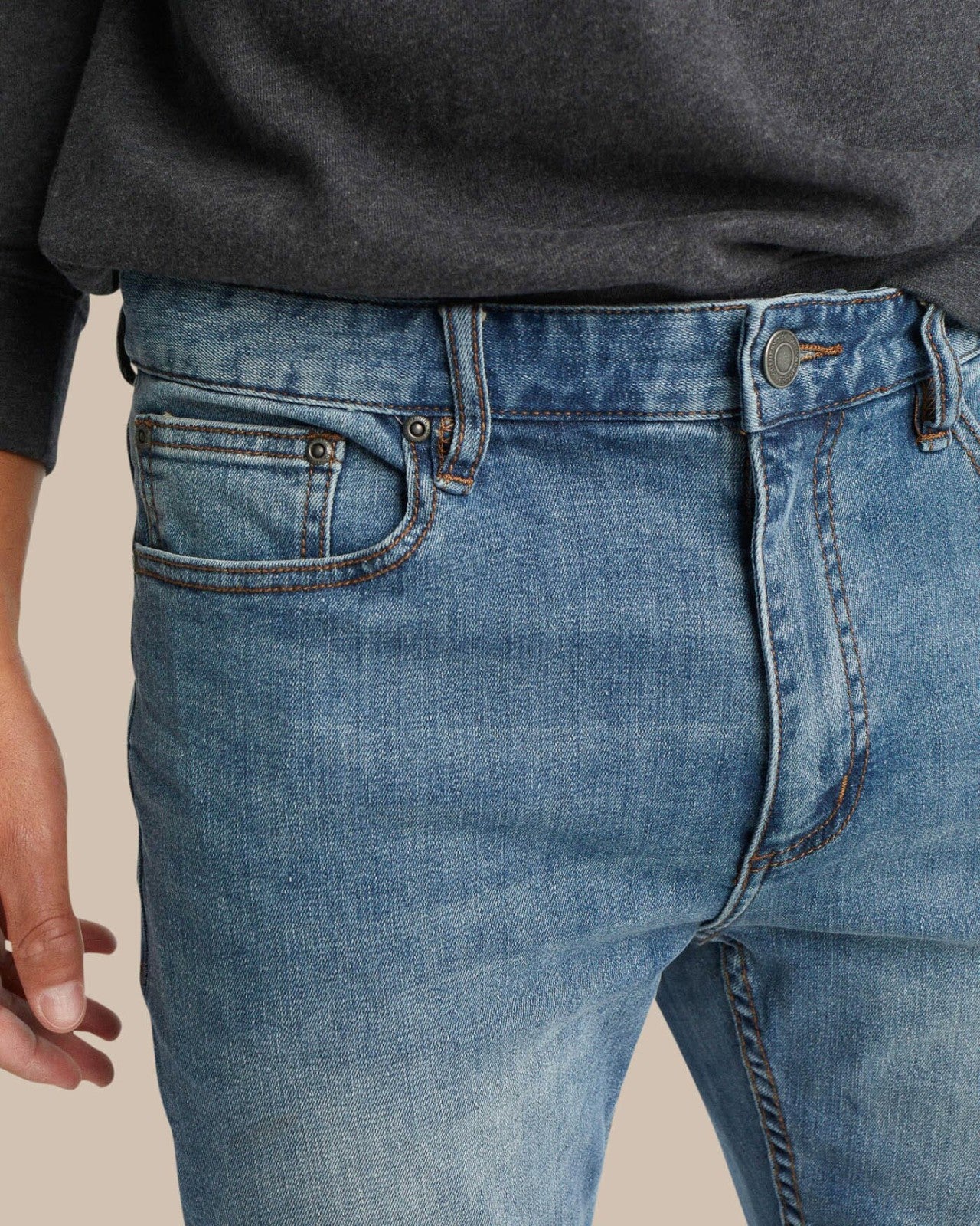 Jeans - Charleston Denim Medium Wash Southern Tide On Sale