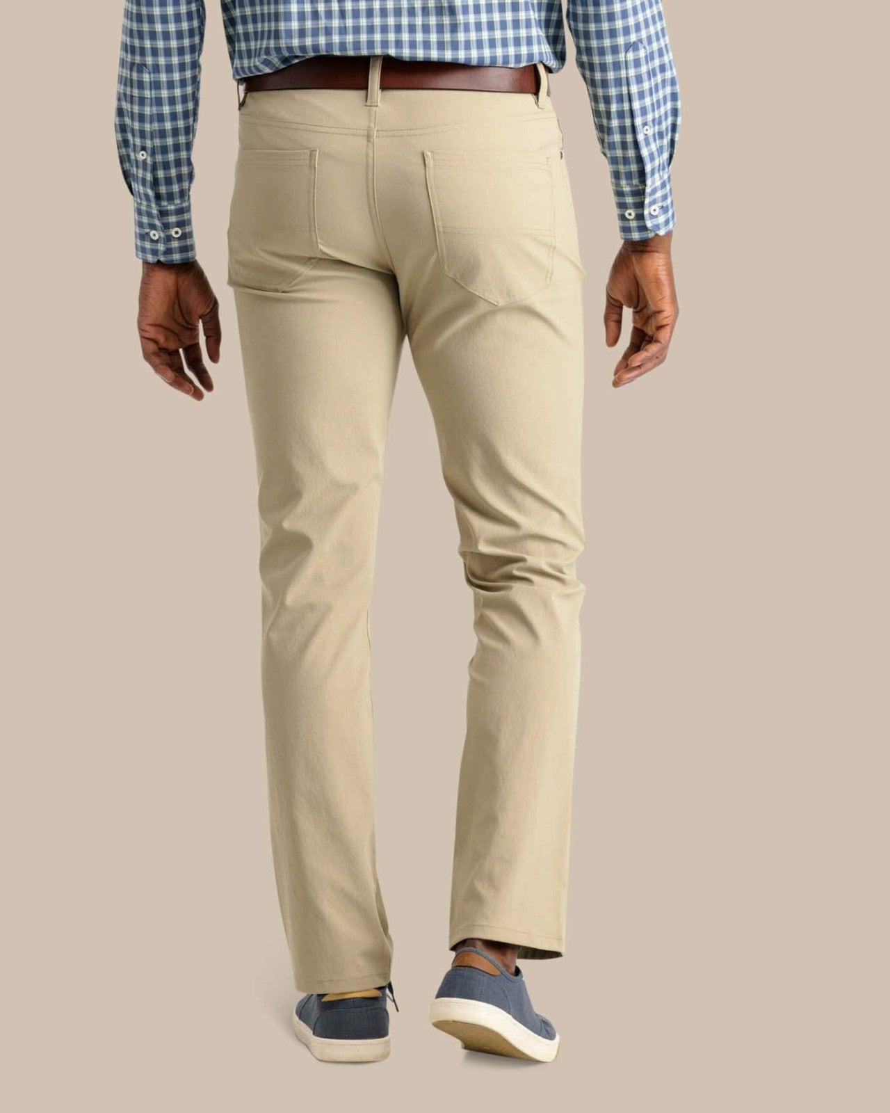 Performance Chino Pants in Khaki Southern Tide Limited Offer