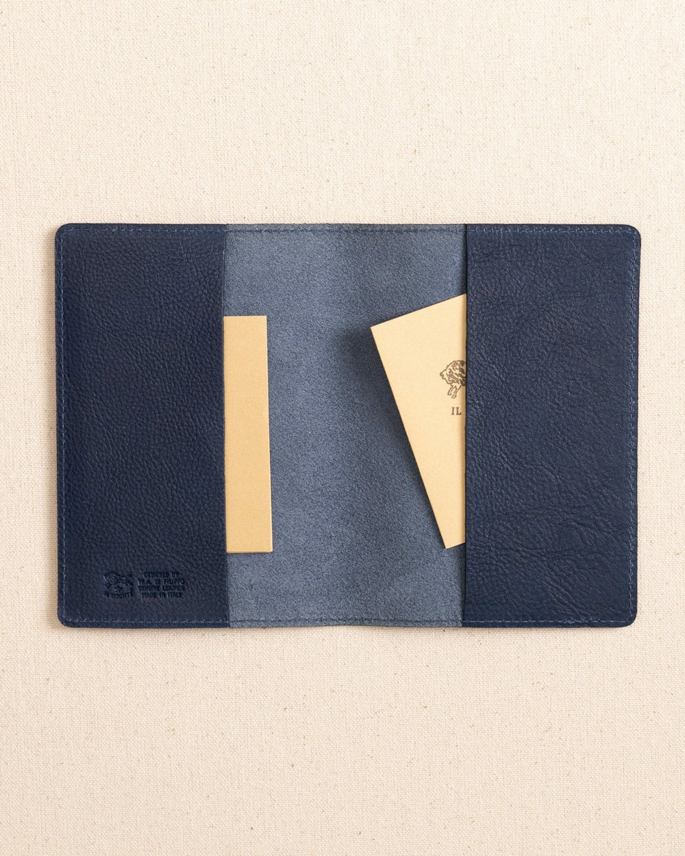 Il Bisonte Passport Case Southern Tide Exclusive Deal