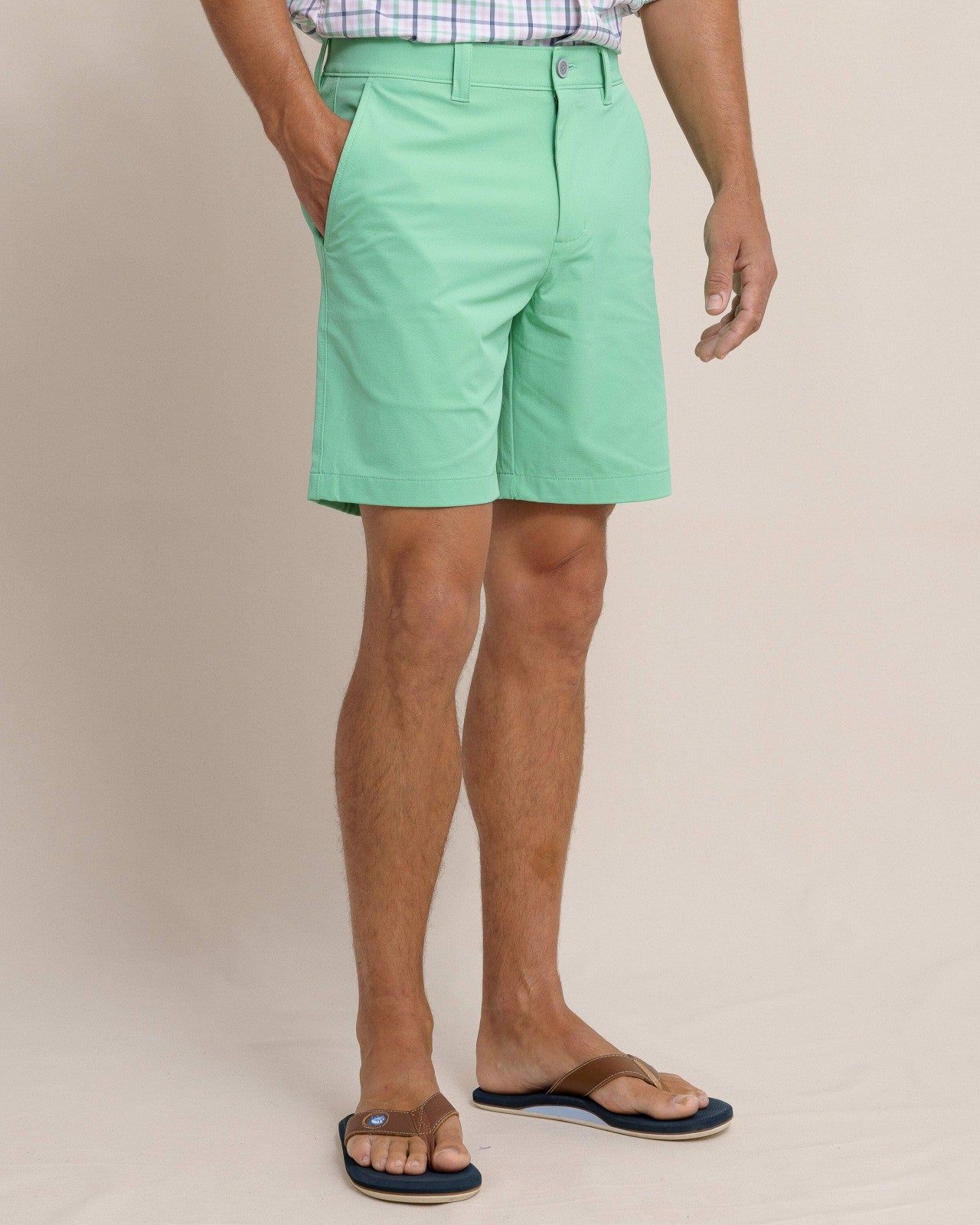 brrr°®-die 8 Inch Performance Golf Short - Green Southern Tide Savings
